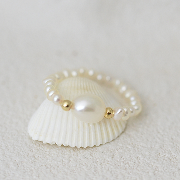 Pearl Aura Ring