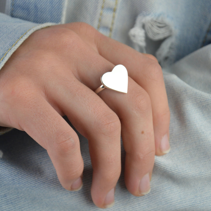 RINGS - LARGE HEART RING