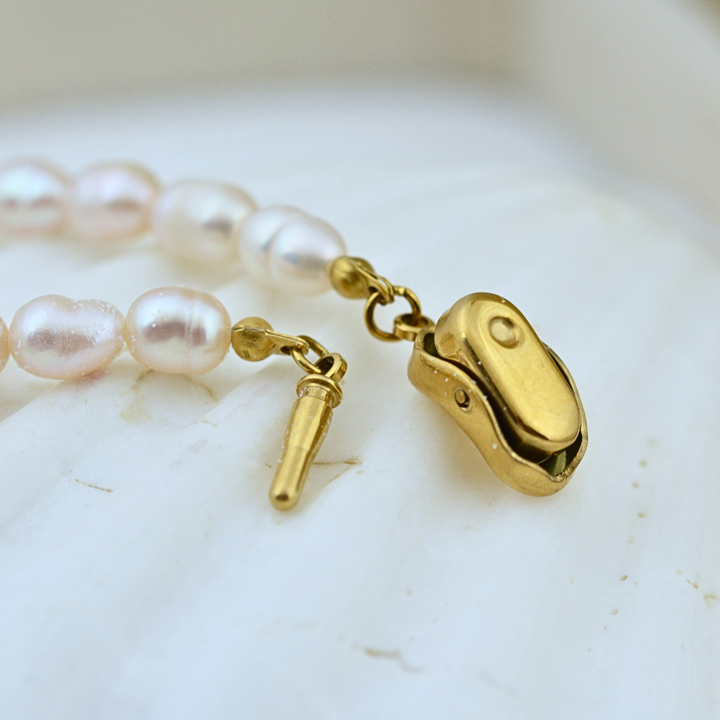 Pure Pearl Bracelet