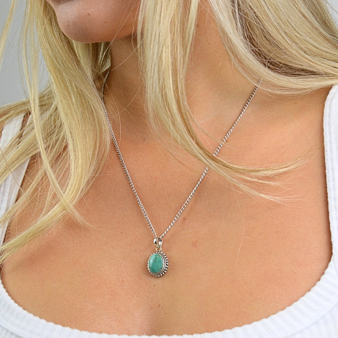 Necklaces - Earth's Serenade Turquoise Necklace