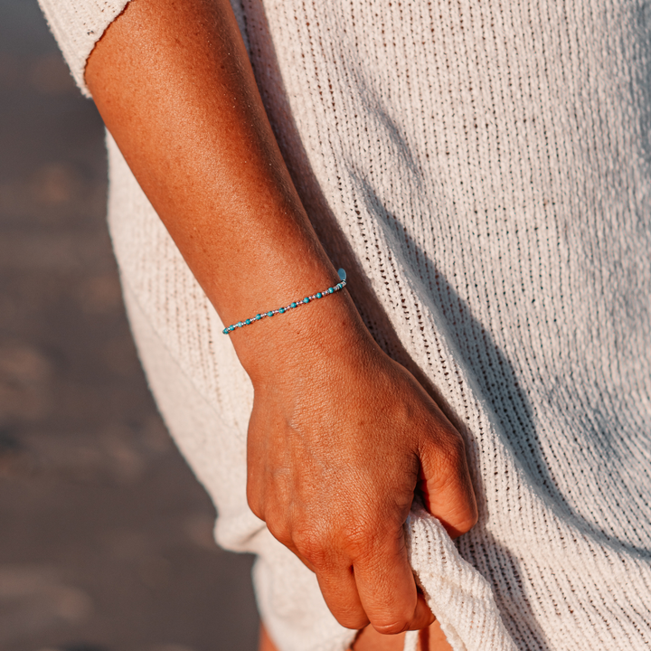 BRACELETS - Turquoise Stretch Bracelet