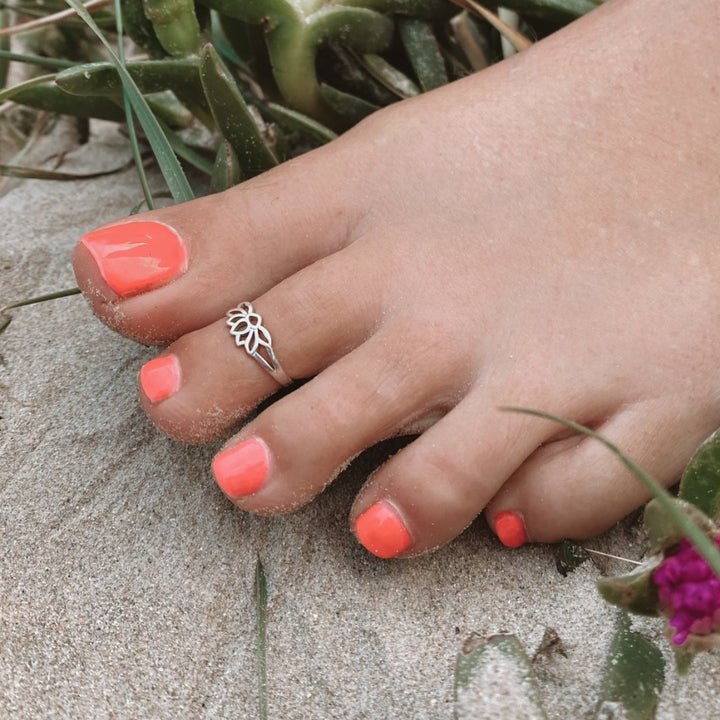 Toe Rings - Lotus Flower Toe Ring