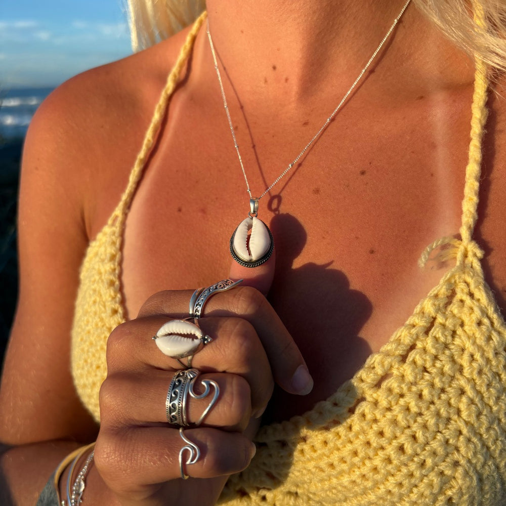 Necklaces - Cowrie Shell Necklace