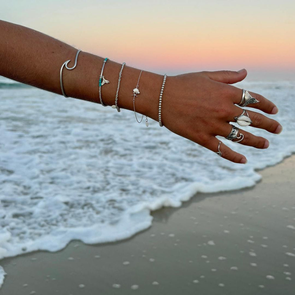 Bracelets - Turquoise Whale Tail Bracelet