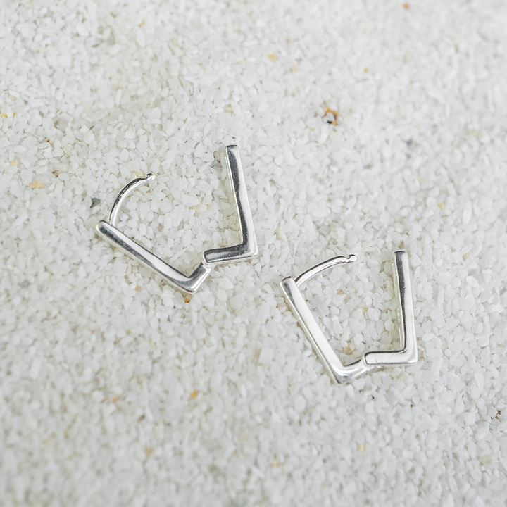 Silver Edge Huggies (10mm)