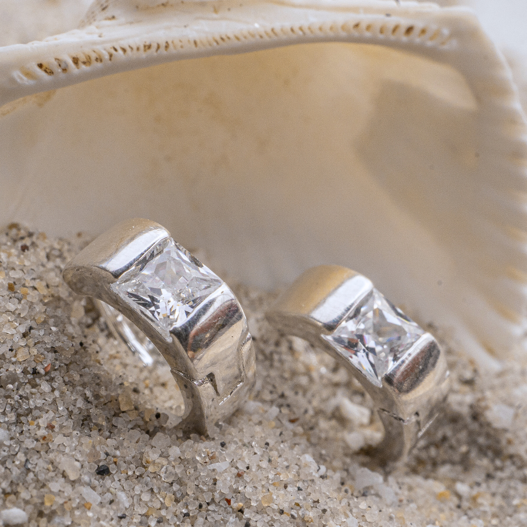 EARINGS - CZ HUGGIES