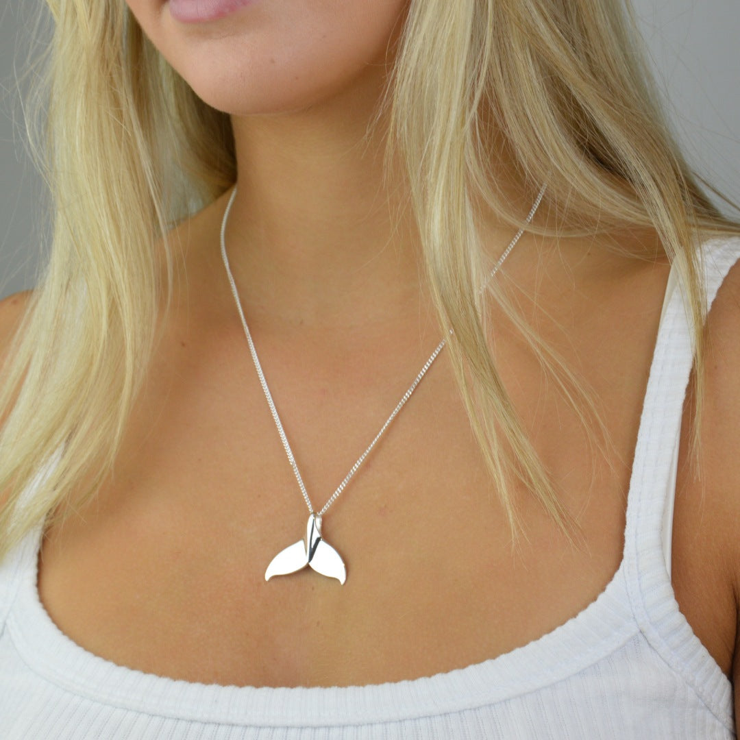 Necklaces - Whale Tail Necklace
