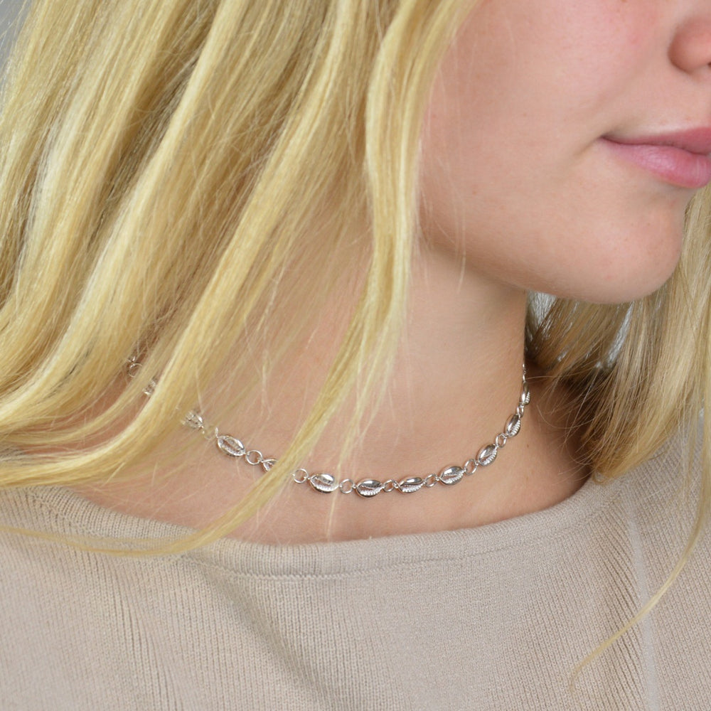 Necklaces - Silver Cowrie Choker