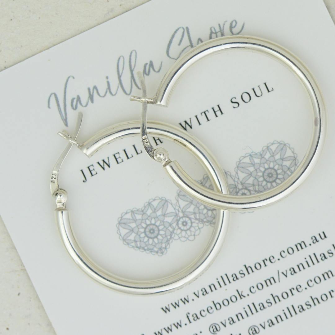 EARRINGS - Timeless Silver Hoops (30mm)