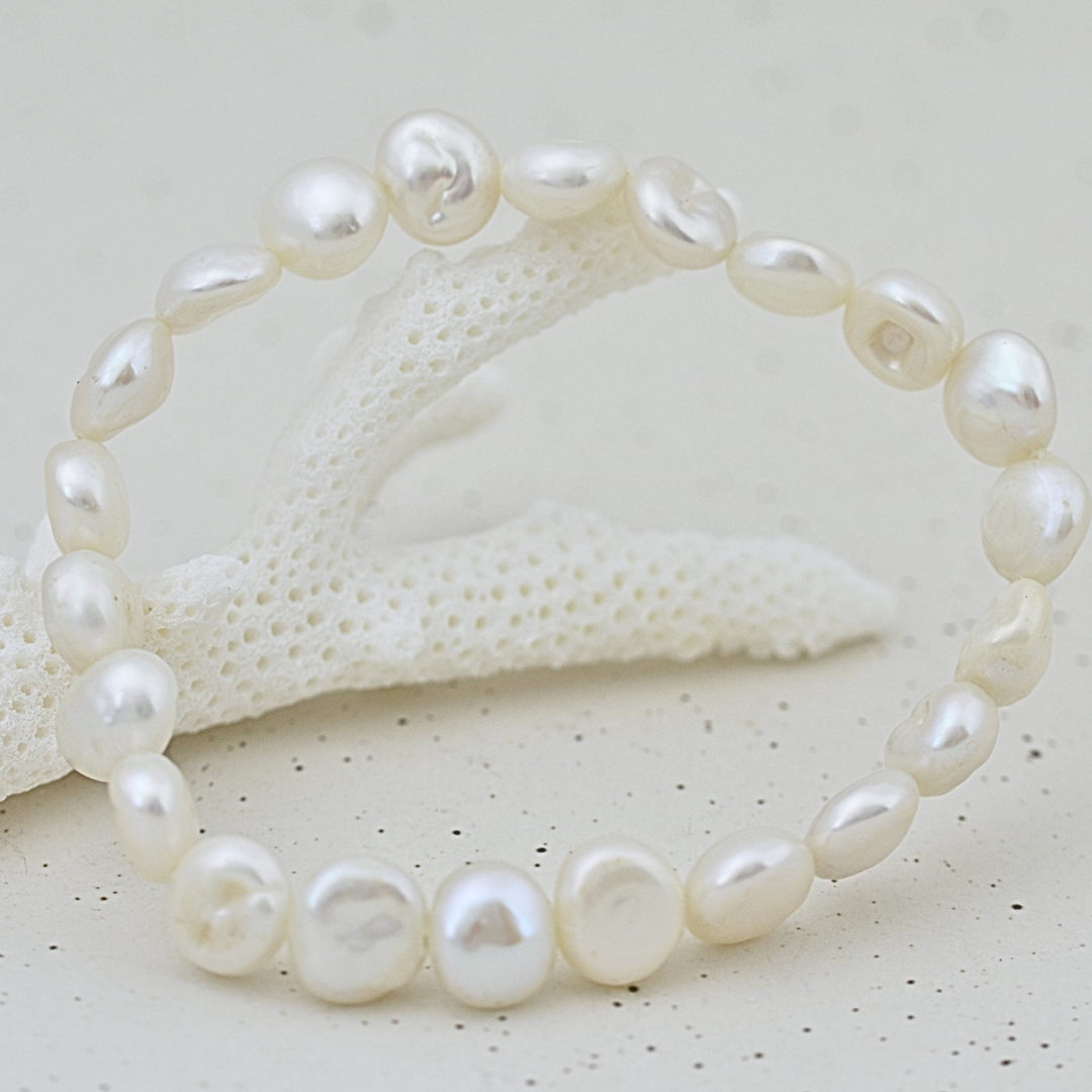 Shoreline Pearl Bracelet