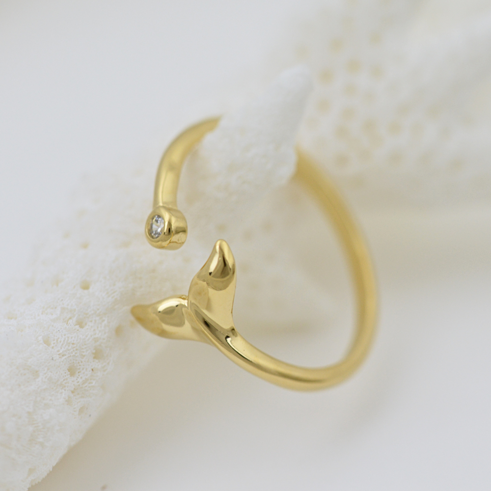 Ring - Gold Whale Tail Ring