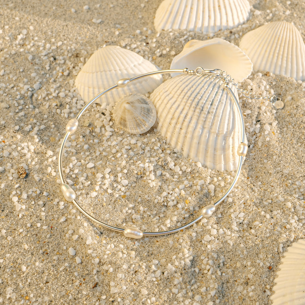 Bracelets - Pearl and Silver Bracelet
