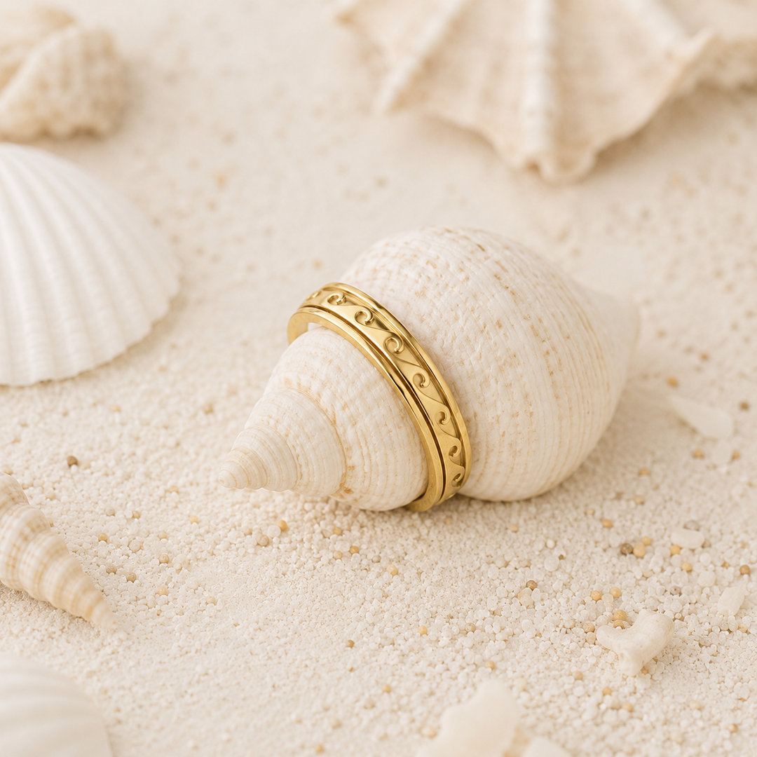 Gold Waves Toe Ring