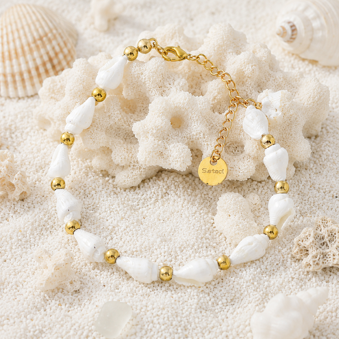 little conch shell anllet with waterproof gold.