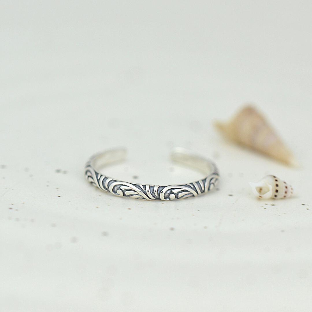 Swirl Toe Ring