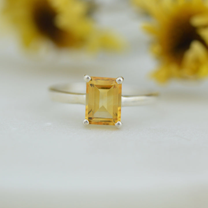 Solitaire Citrine Ring