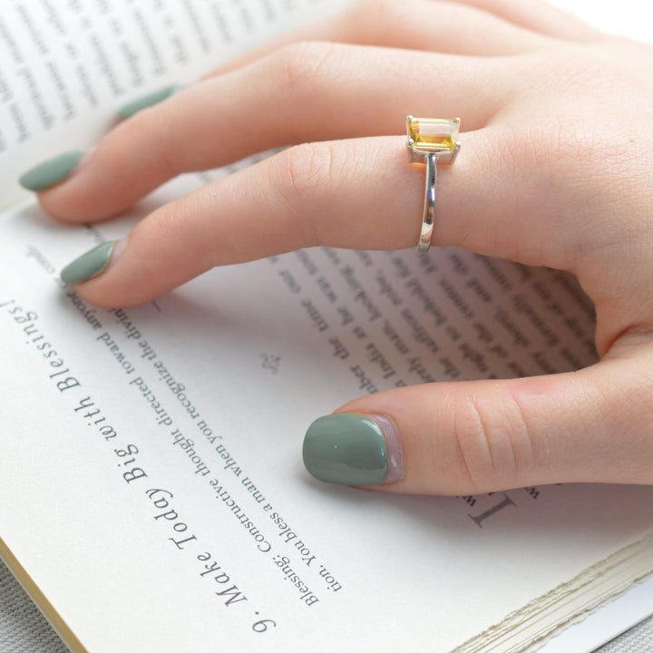 Solitaire Citrine Ring