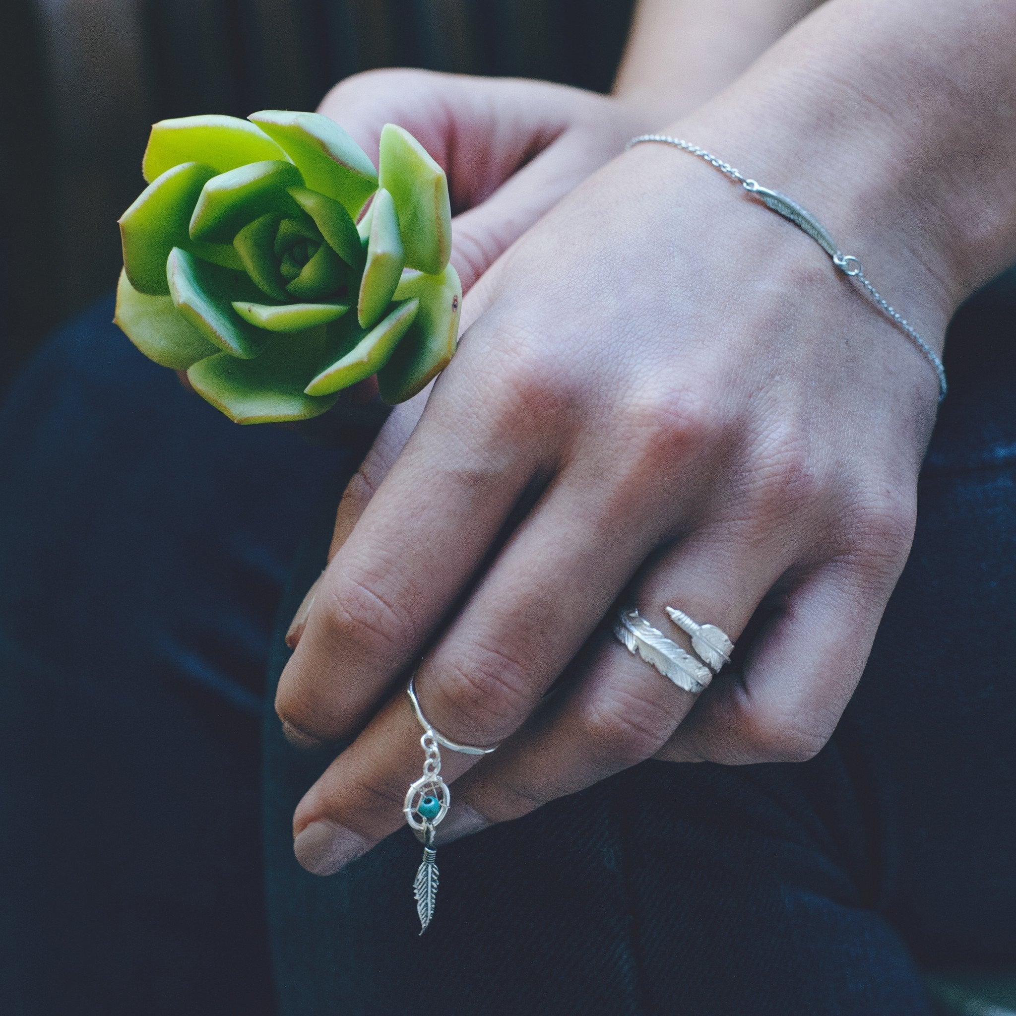 Family passion feather ring deals